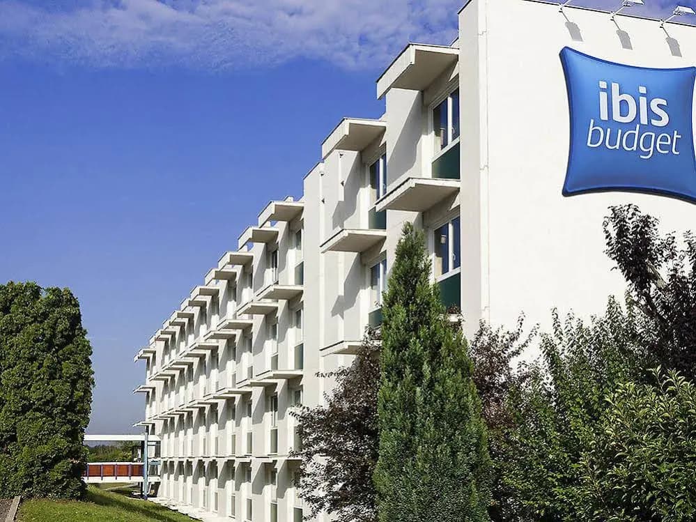 ibis budget Angoulême Nord - Photo 1