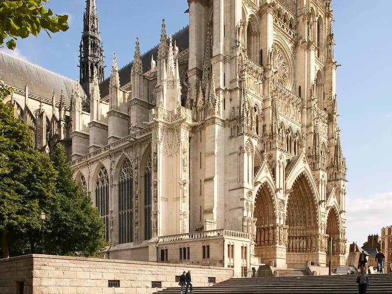 B&B HOTEL Amiens Centre Cathédrale - Photo 1