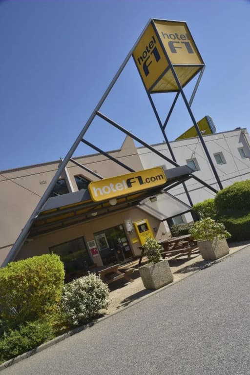 hotelF1 Clermont Ferrand Issoire Coudes - Photo 1