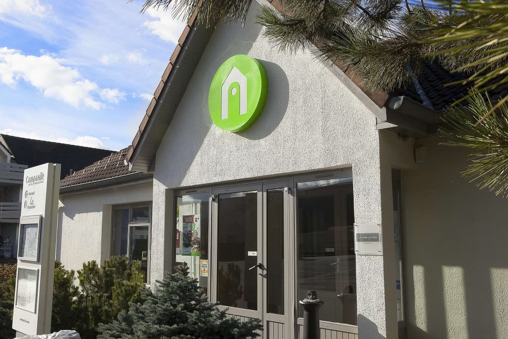 Campanile Pontarlier - Photo 1