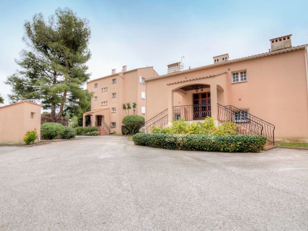 Beau Rivage - Photo 1