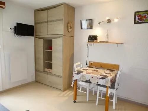 Apartment Beau Studio Expose Sud Refait A Neuf Avec Lave linge Et Lave vaisselle - Photo 1