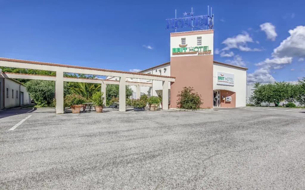 Brit Hotel Clermont L'Herault - Photo 1