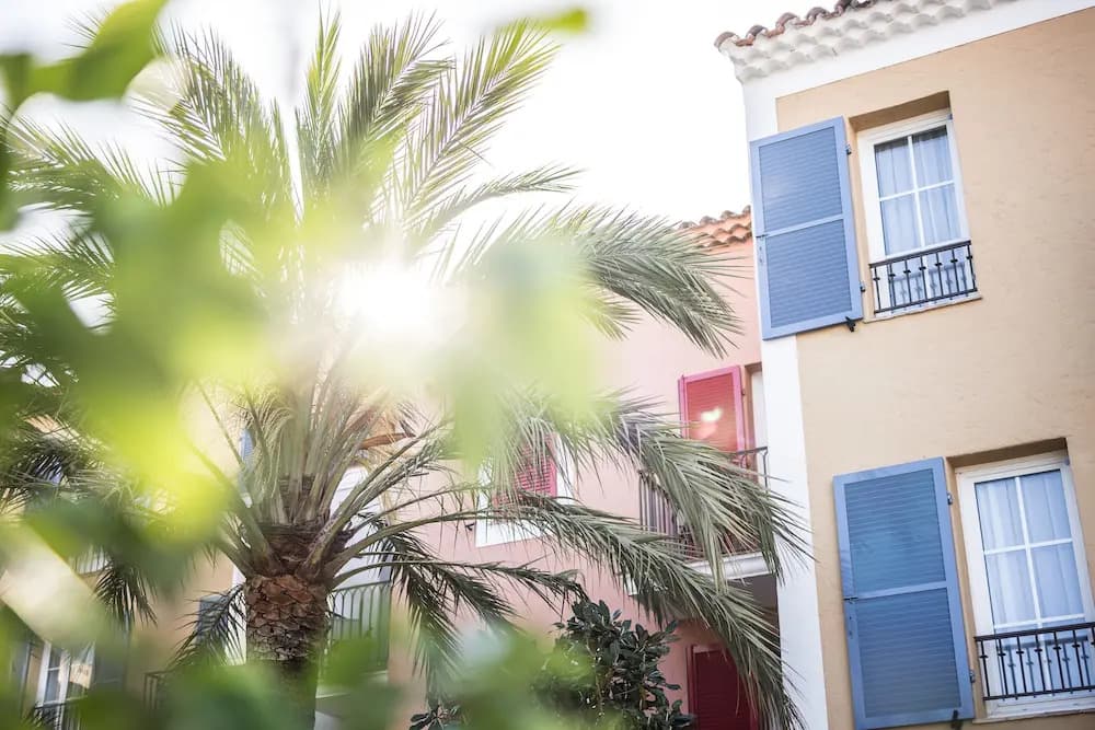 Hotel Byblos Saint-Tropez - Photo 1