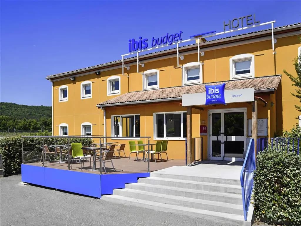 ibis budget Sisteron - Photo 1