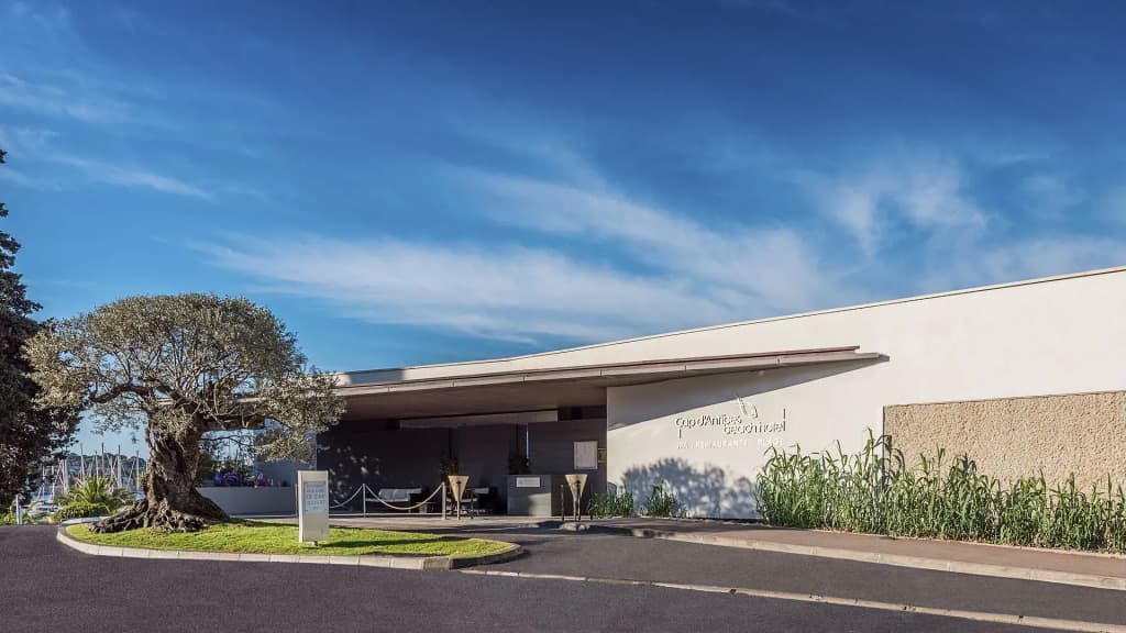 Cap d'Antibes Beach Hotel - Photo 1