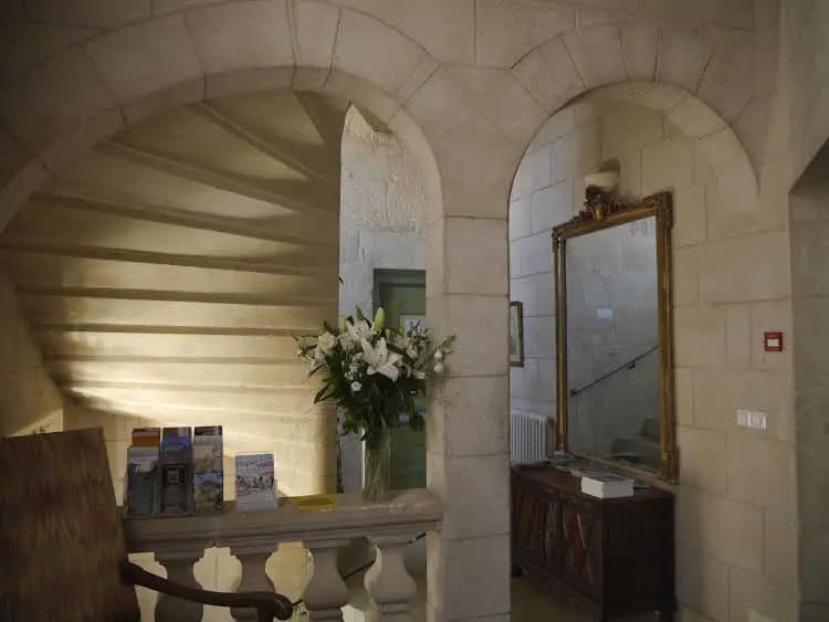 Hôtel les Arcades - Photo 1