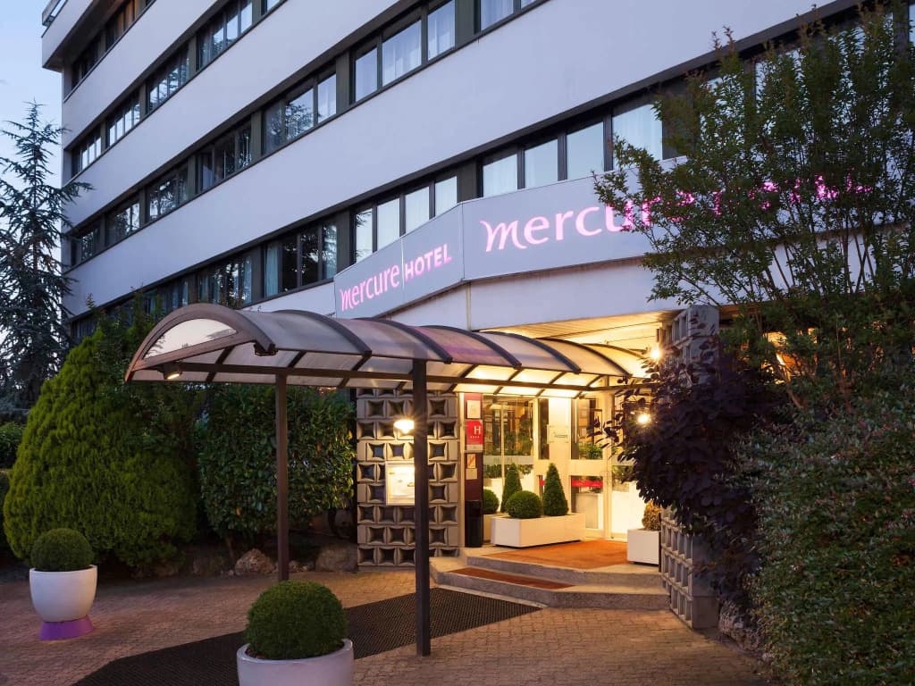 Mercure Versailles Paris Ouest - Photo 1