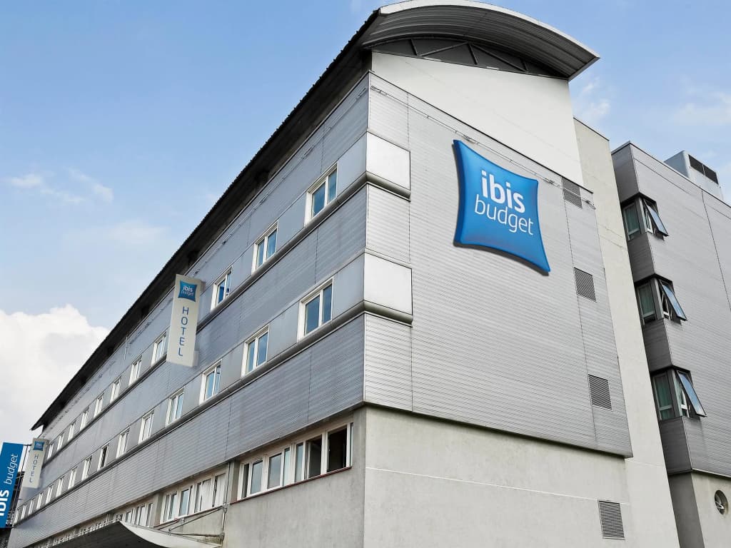 ibis budget Paris Porte de Pantin - Photo 1