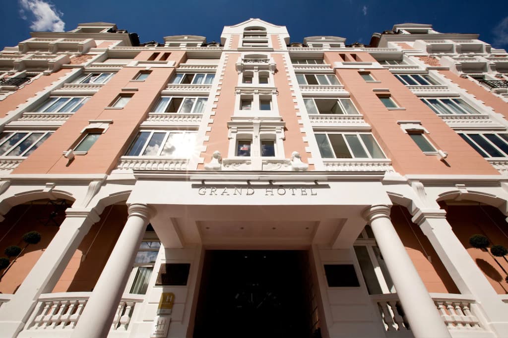 Grand Hôtel Spa & Thalasso à Saint-Jean-de-Luz - Photo 1