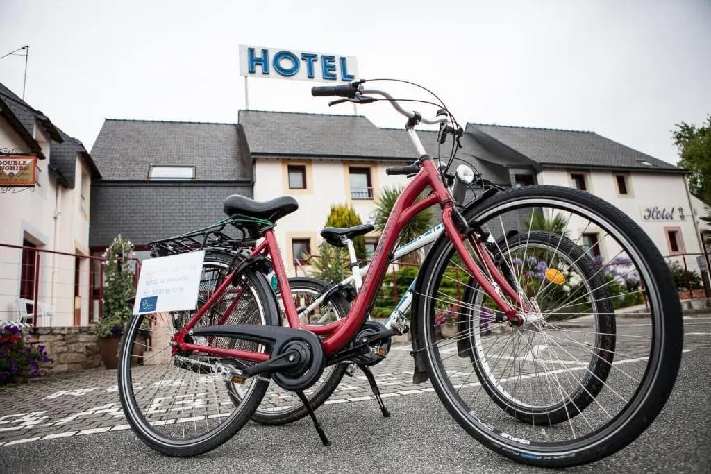 Brit Hotel Le Branhoc - Photo 1