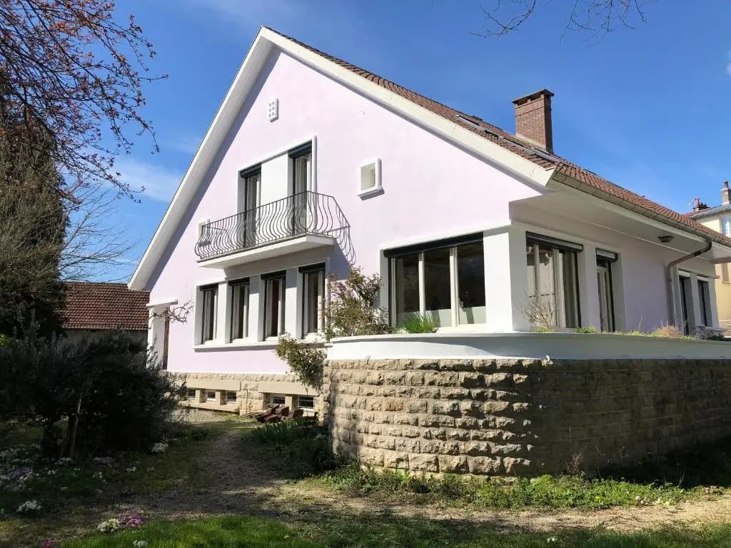 La Maison, 4 appartements 3 étoiles climatisés au centre ville avec jardin proche du Parc et des Thermes - Photo 1