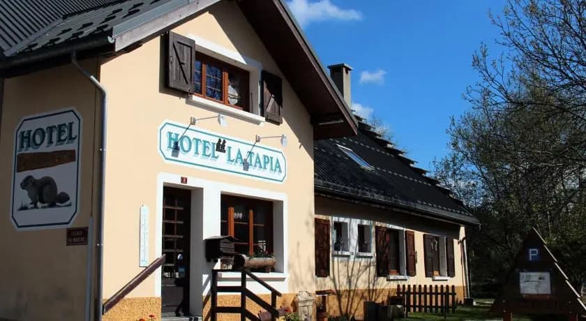 Hôtel La Tapia - Photo 1