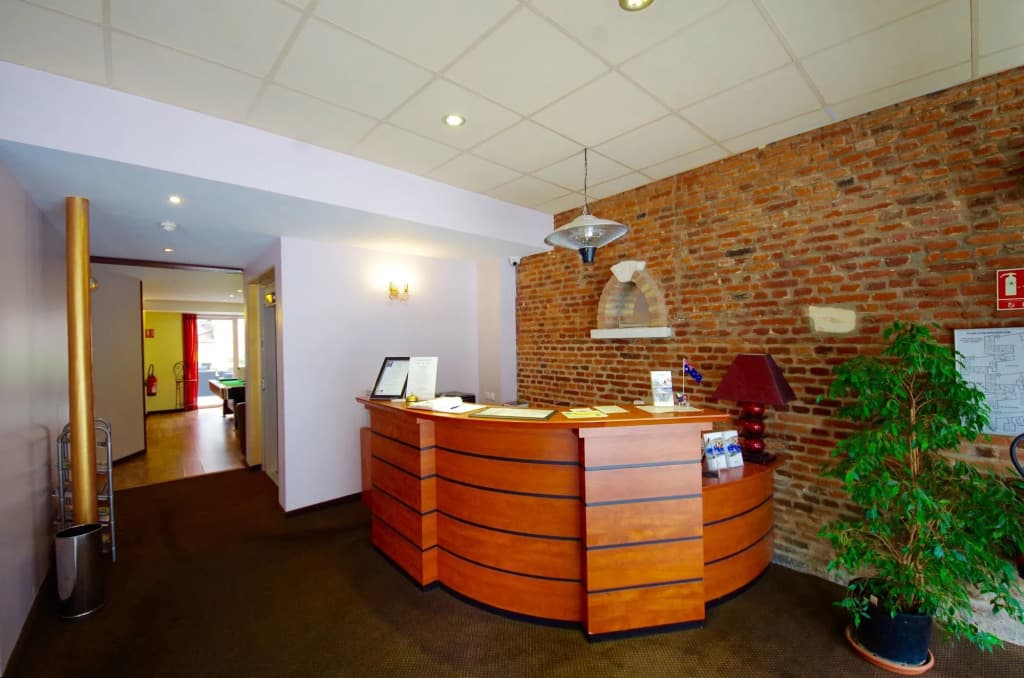 Best Western Hotel Saint Claude - Photo 1