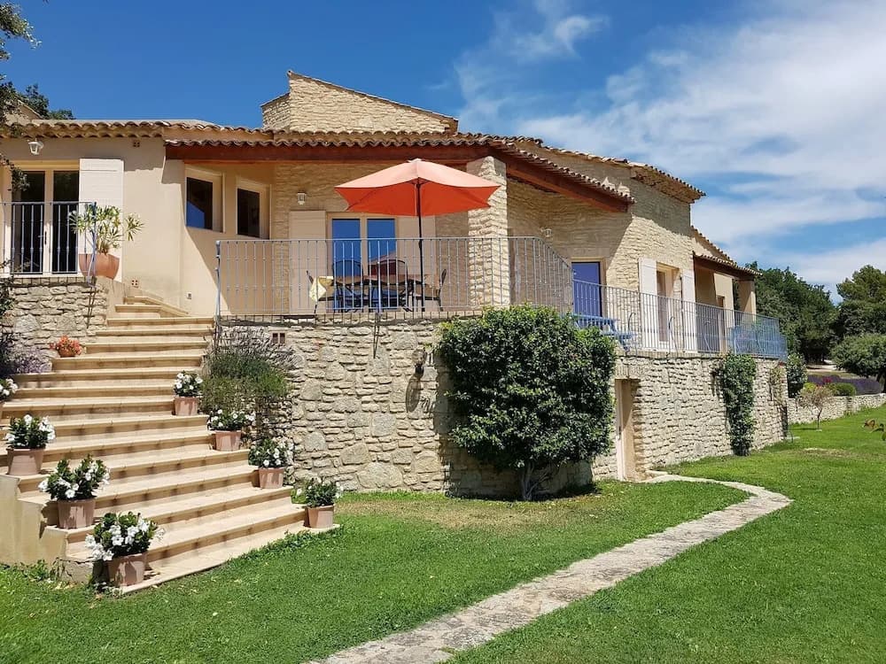 Captivating Home in Murs France With Private Swimming Pool - Photo 1