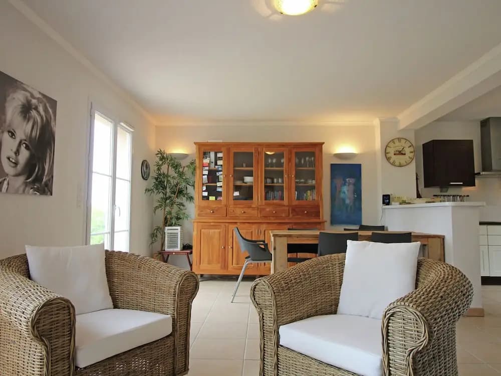 Luxurious Holiday Home in Les Issambres with Swimming Pool - Photo 1