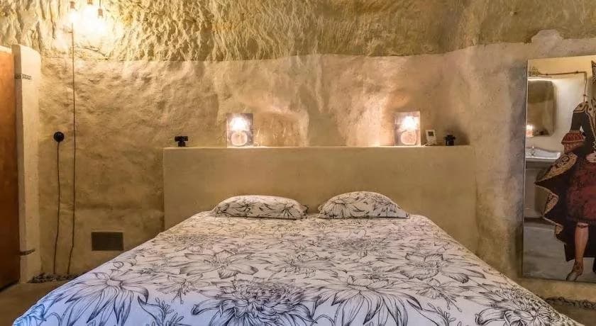 Amboise Troglodyte - Photo 1