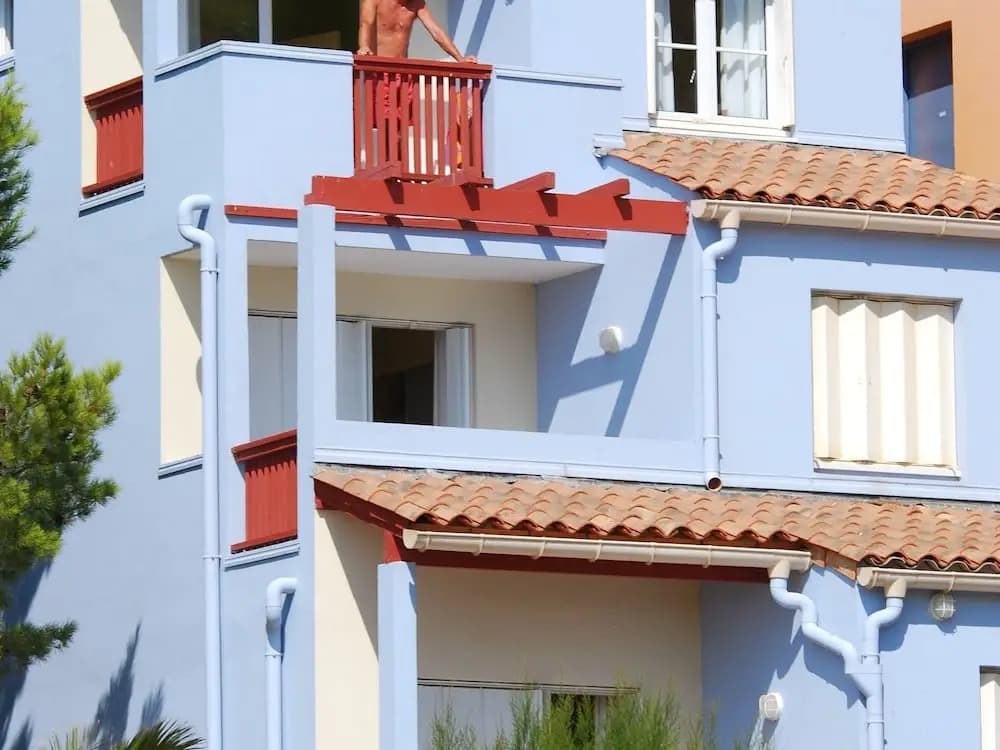 Sunny Apartment for Groups - Photo 1