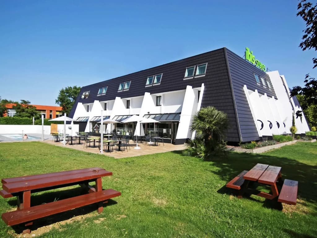 Ibis Styles Toulouse Labège - Photo 1