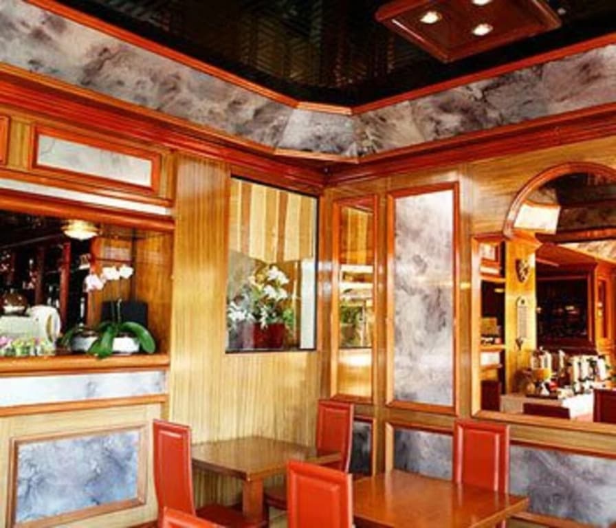 Hôtel Le Flamboyant - Photo 1