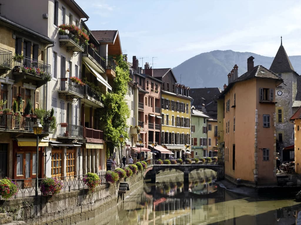 Aparthotel Adagio Annecy Centre - Photo 1