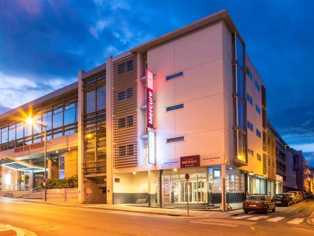 ibis Styles Béziers Centre - Photo 1