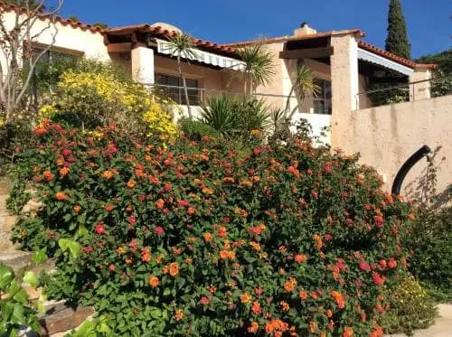 Villa du Bau Rouge - Photo 1