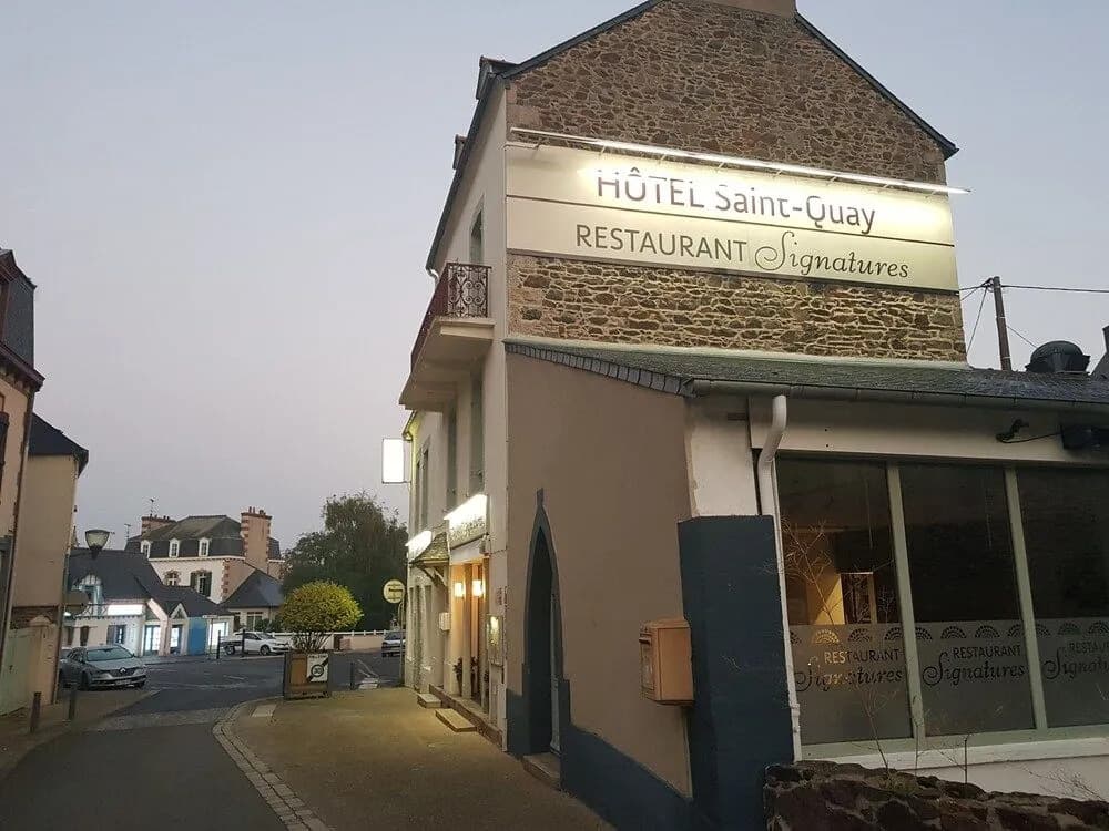 Hotel Saint-Quay - Photo 1