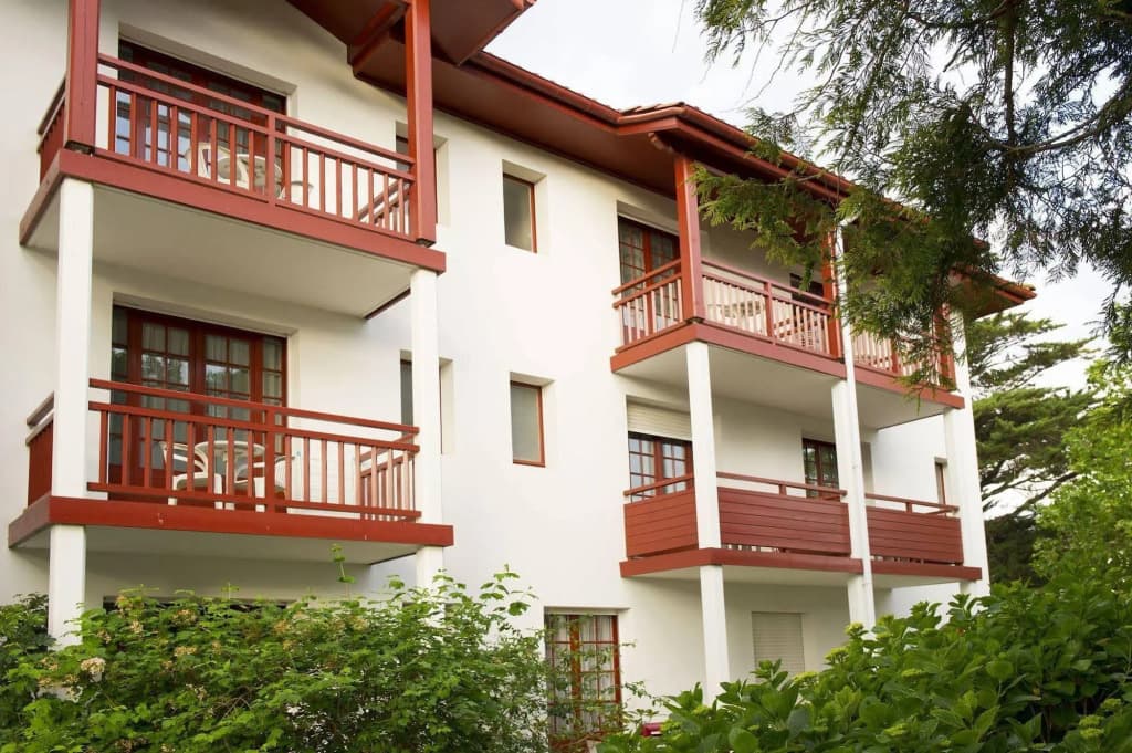 Hôtel Résidence Vacances Bleues Orhoitza - Photo 1