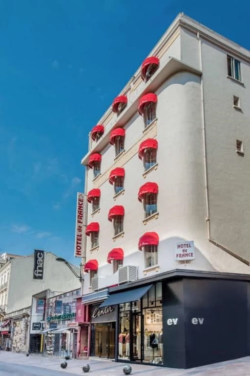 Hotel De France - Photo 1