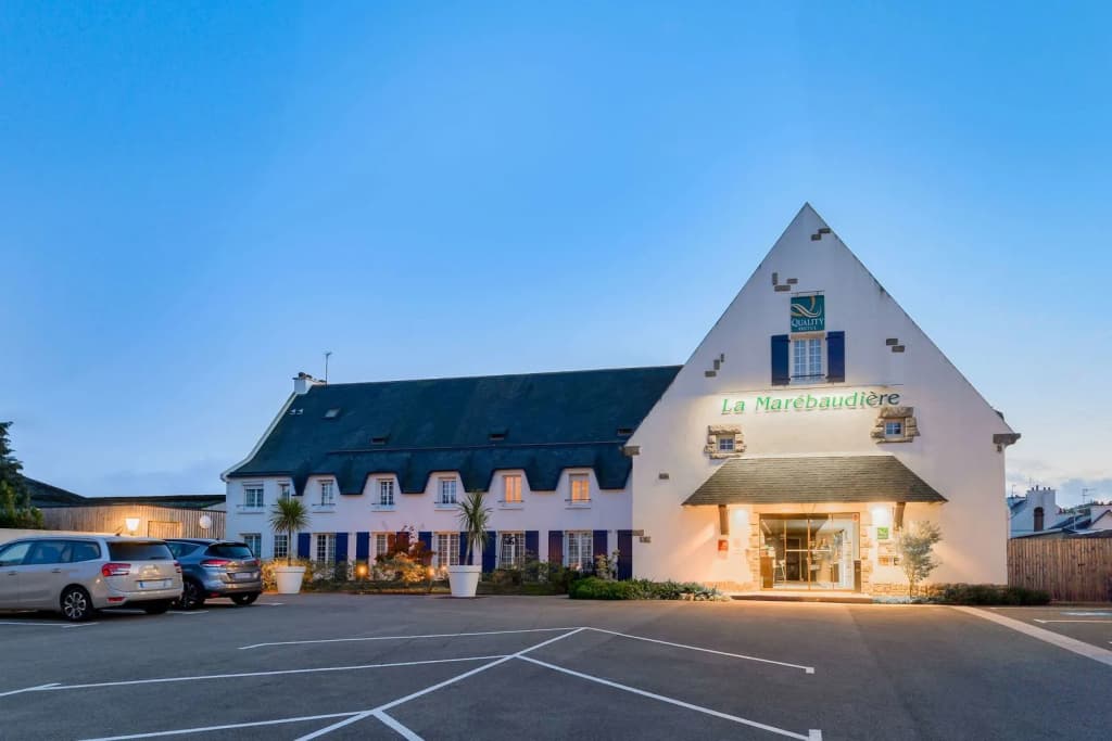 Quality Hotel La Marebaudiere-Vannes - Photo 1