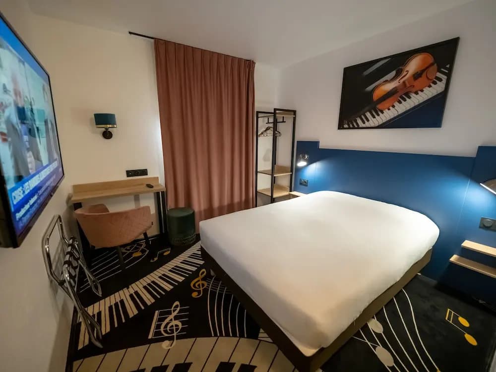 Welcomotel Beauvais - Photo 1