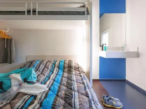 hotelF1 Saint Denis Stade - Photo 1