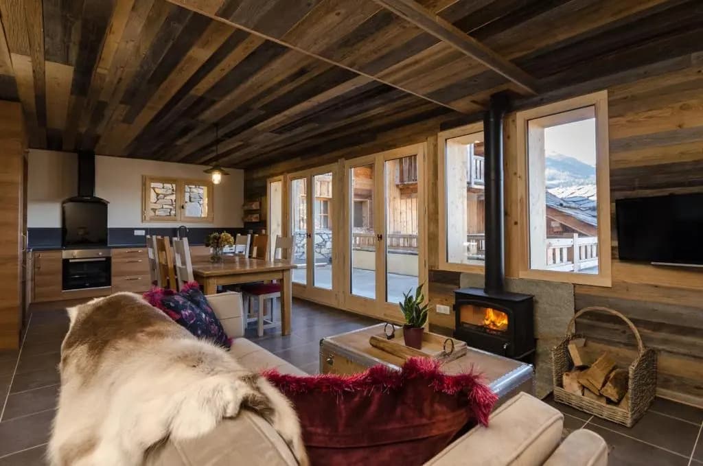 Black Diamond Lodge - Photo 1