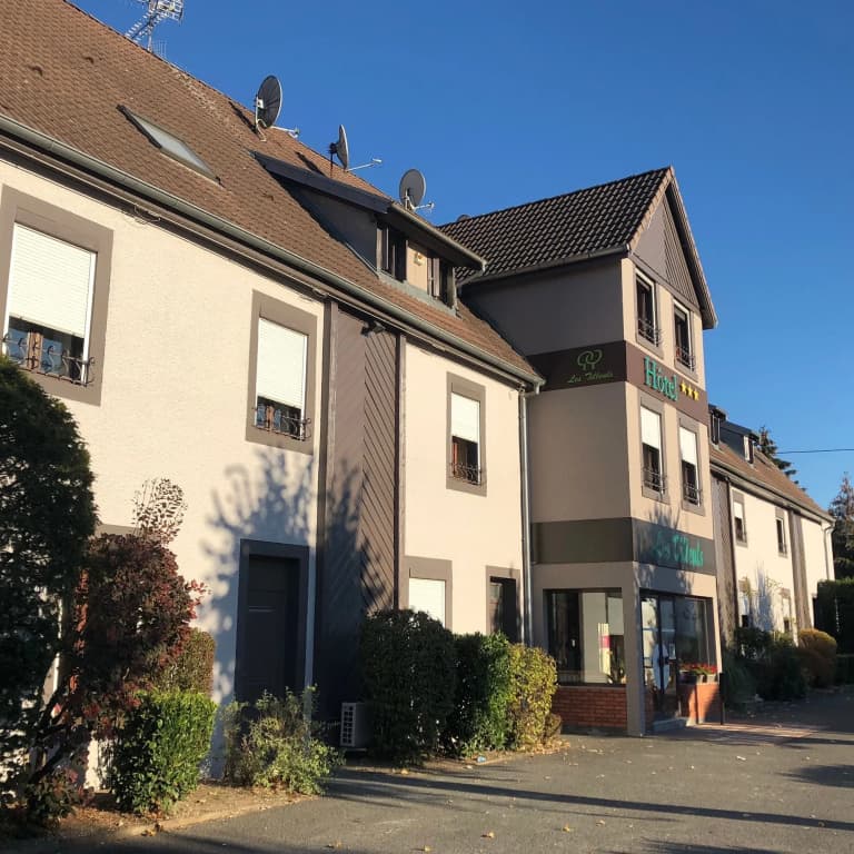 Hôtel les Tilleuls-Montbéliard Sud-Audincourt - Photo 1