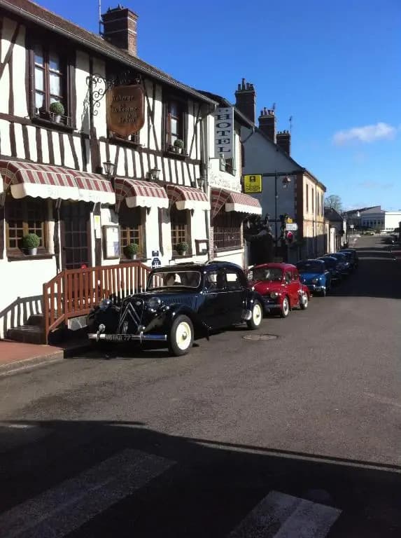 Auberge La Pomme de Pin - Photo 1