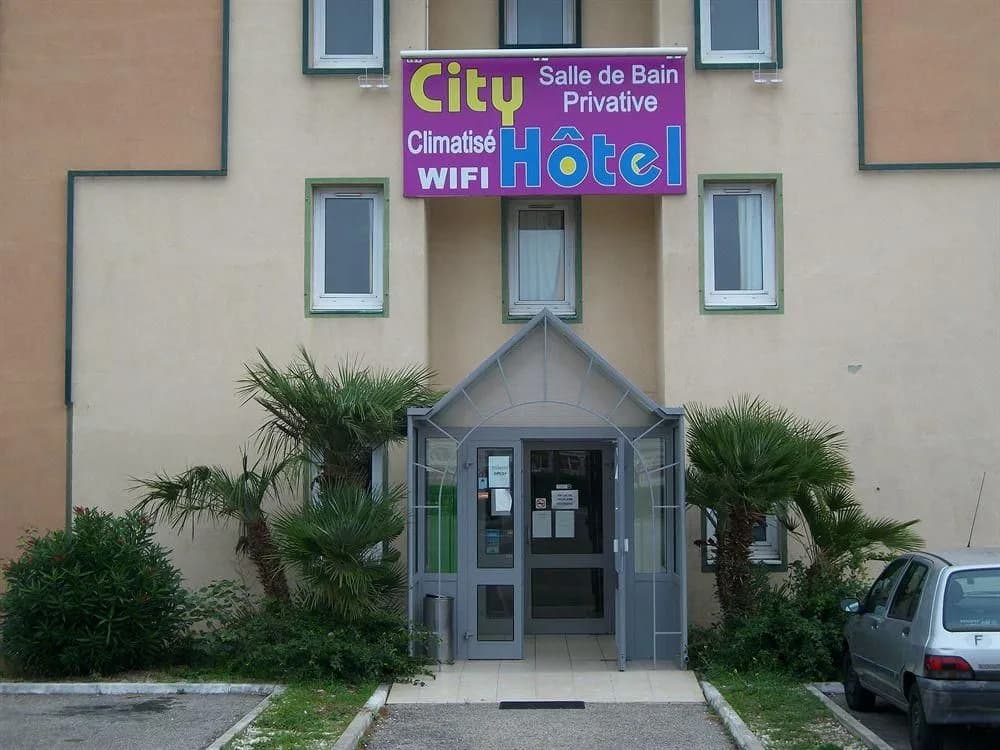 Face West Le Pontet - Photo 1