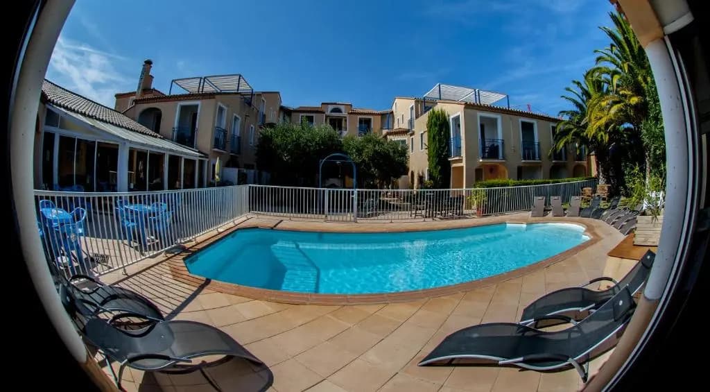 Hôtel Leukos - Photo 1