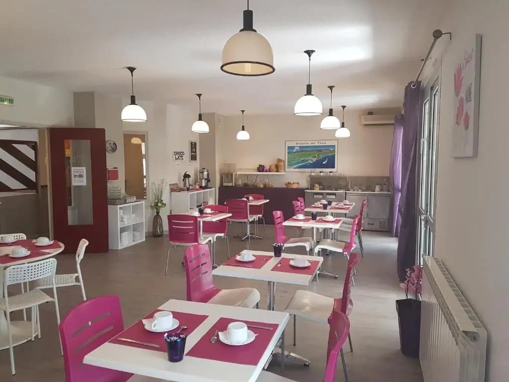 Hotel Point Bleu - Photo 1