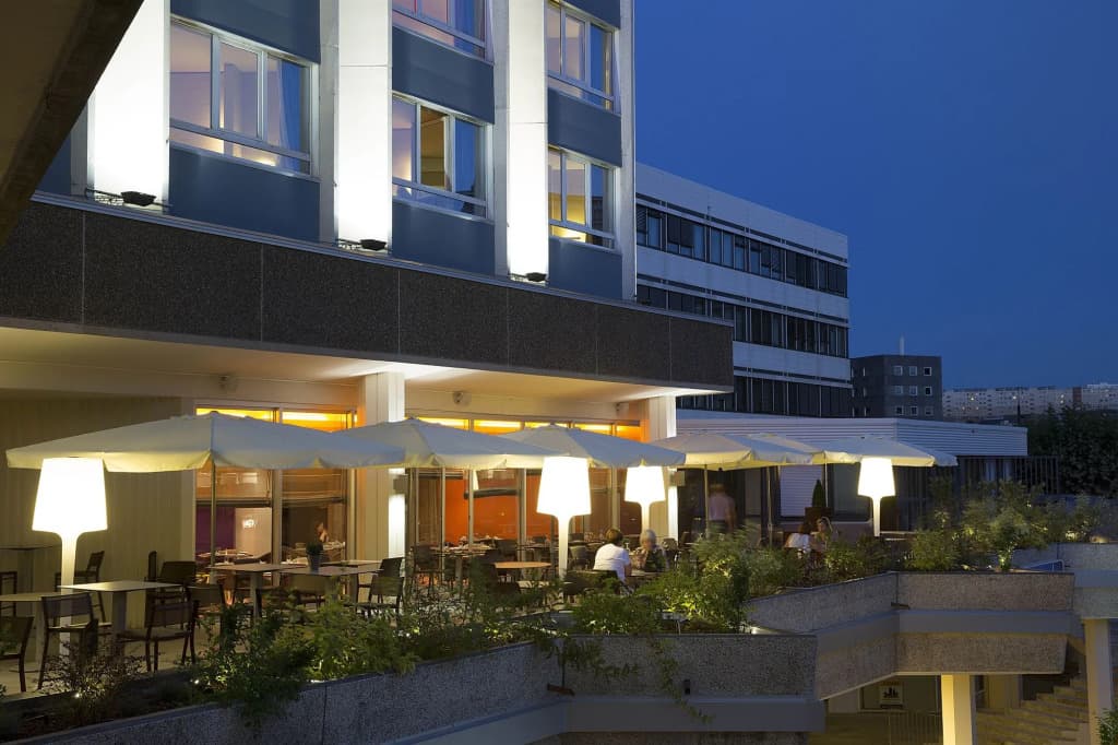 Oceania Clermont-Ferrand - Photo 1