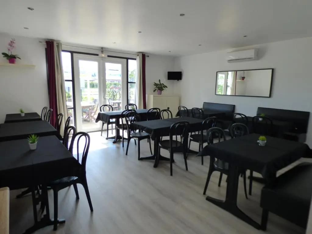 Senator Floreal Hotel - Photo 1