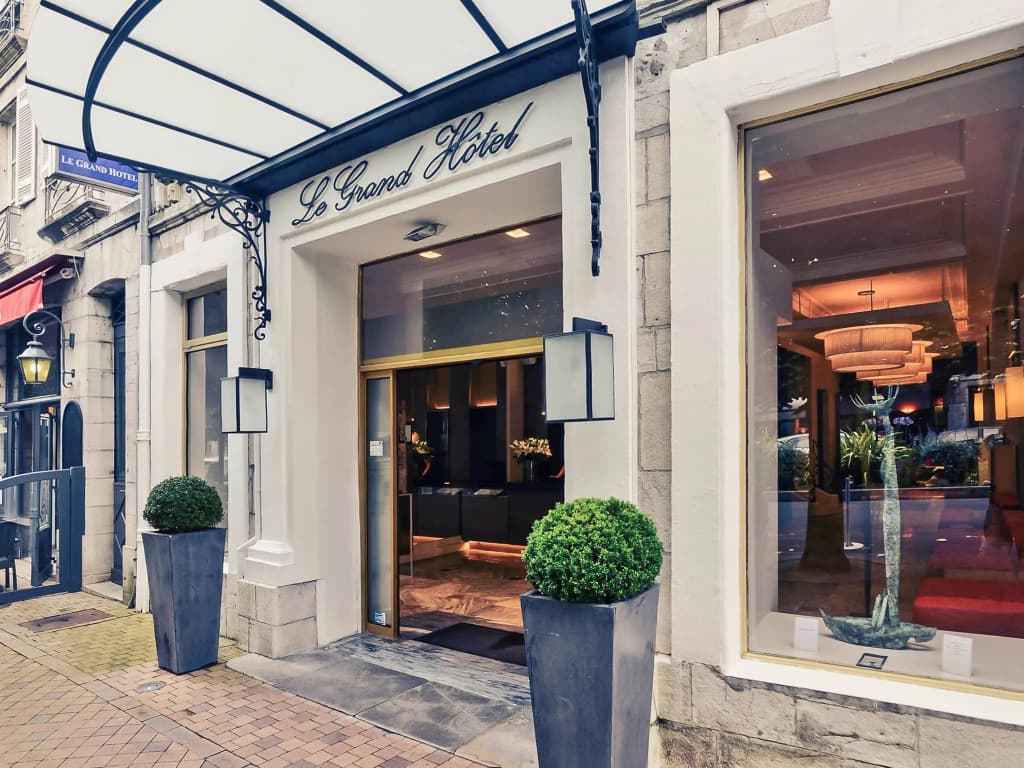 Mercure Bayonne Centre Le Grand Hotel - Photo 1