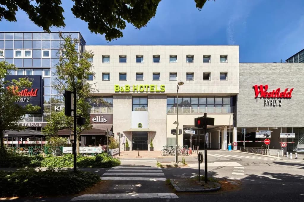 B&B HOTEL Versailles Le Chesnay - Photo 1