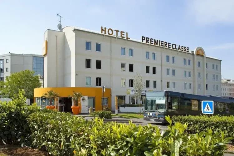 Premiere Classe Roissy - Aéroport CDG - Le Mesnil Amelot - Photo 1