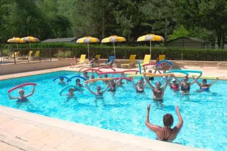 Camping Les Eaux Chaudes
