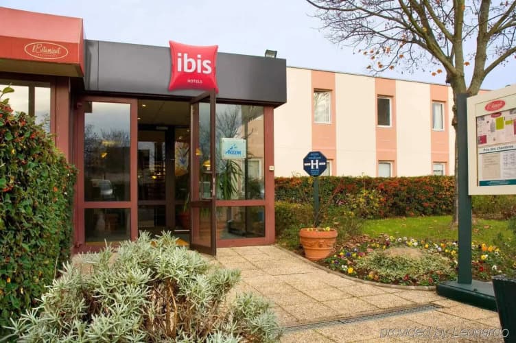 ibis Melun Hotel