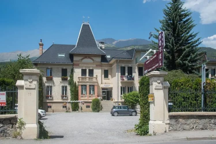 Hôtel La Grande Epervière