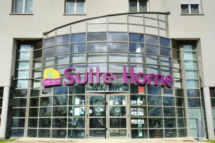Suite - Home Orleans Saran