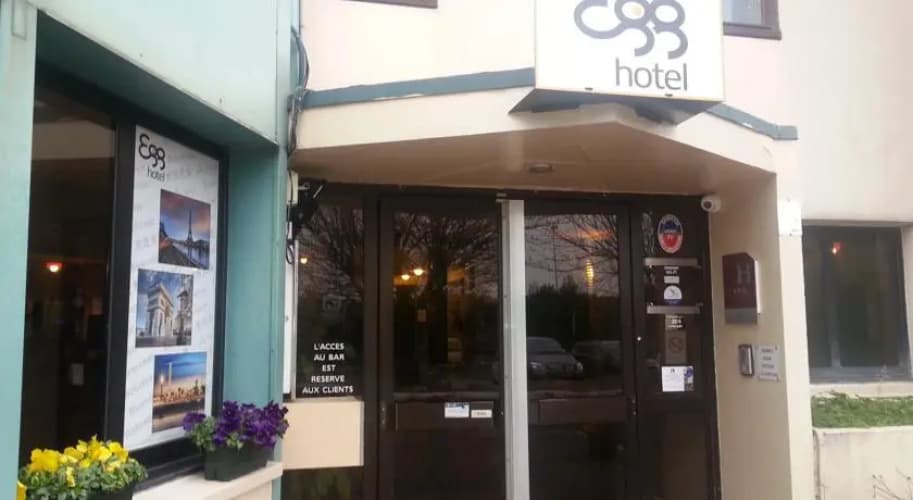 Egg Hotel Gonesse