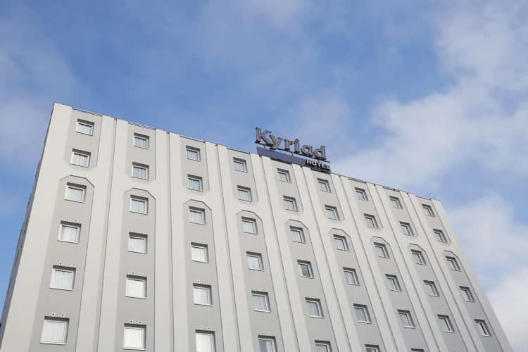 Kyriad Le Blanc Mesnil Hotel